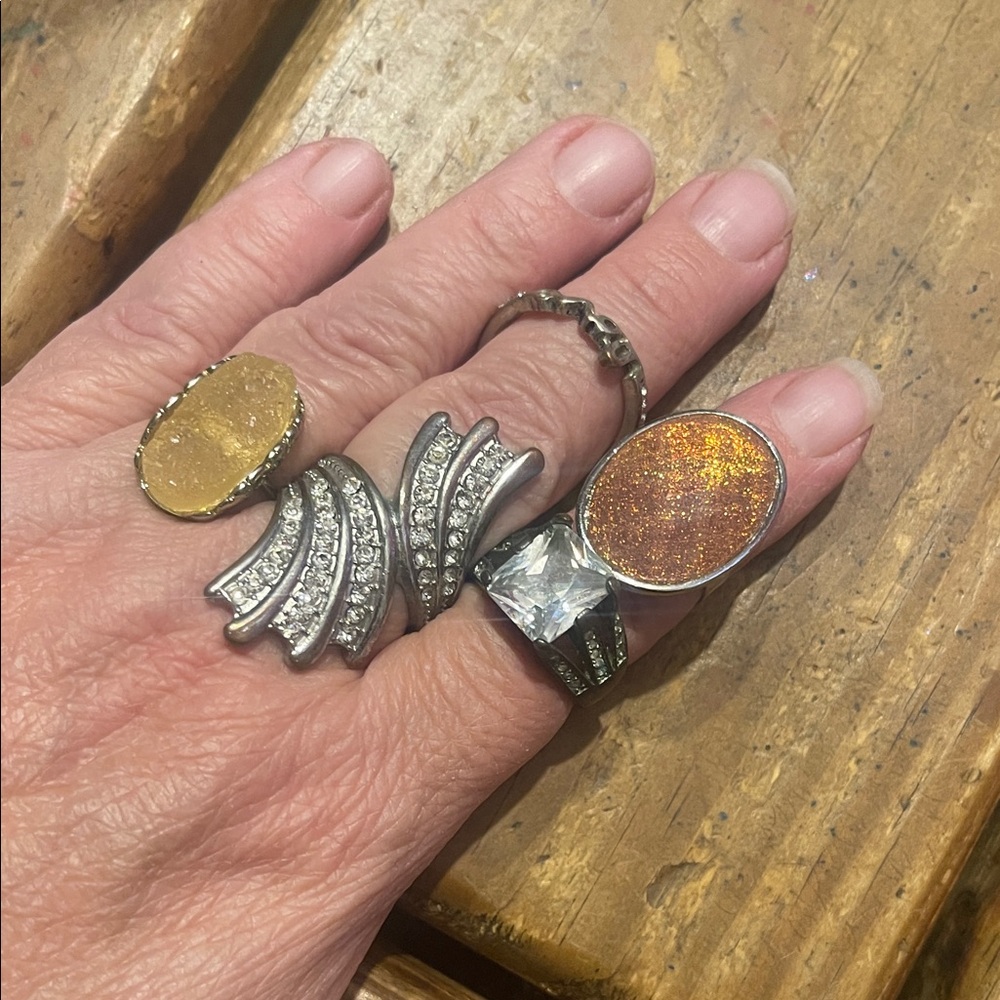 Gold and Silver Women's Ring Set salvage condition reuse